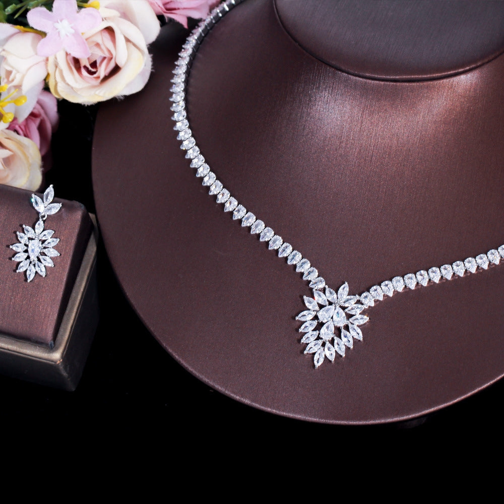 Elegant Bridal Jewelry Set: 18K Gold Plated Copper with Zirconia Gemstones - Necklace and Earrings