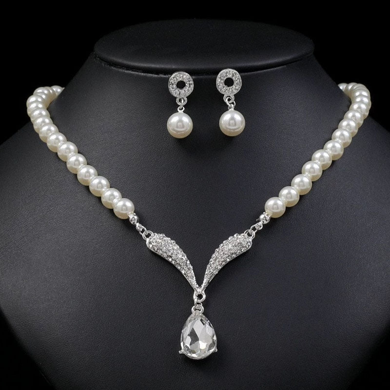 Elegant Geometric Pearl Rhinestone Necklace and Earrings Set