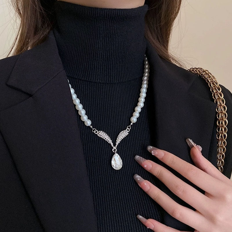 Elegant Geometric Pearl Rhinestone Necklace and Earrings Set