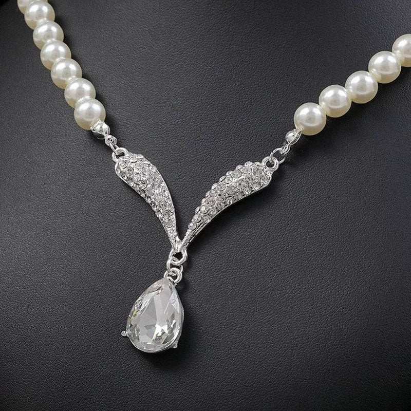 Elegant Geometric Pearl Rhinestone Necklace and Earrings Set