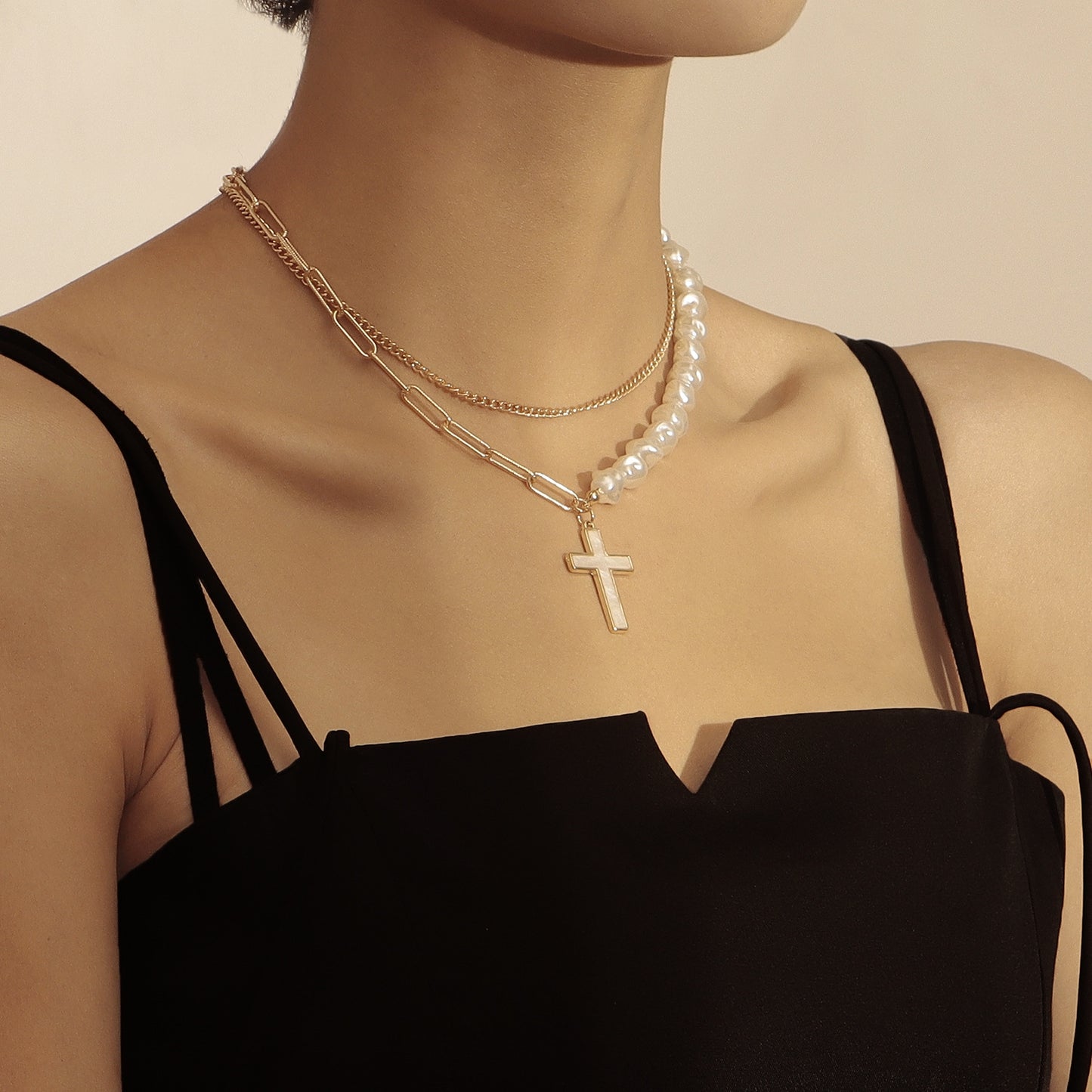 Elegant Cross Shell Pendant Layered Necklace with Artificial Pearls