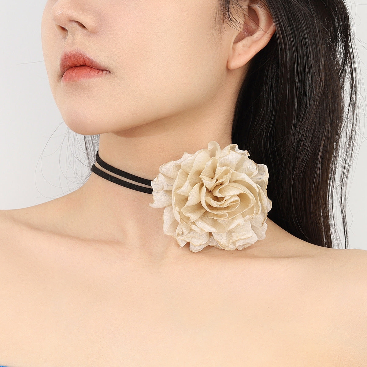 Elegant Floral Lace Women's Choker Necklace with Long Tie Design