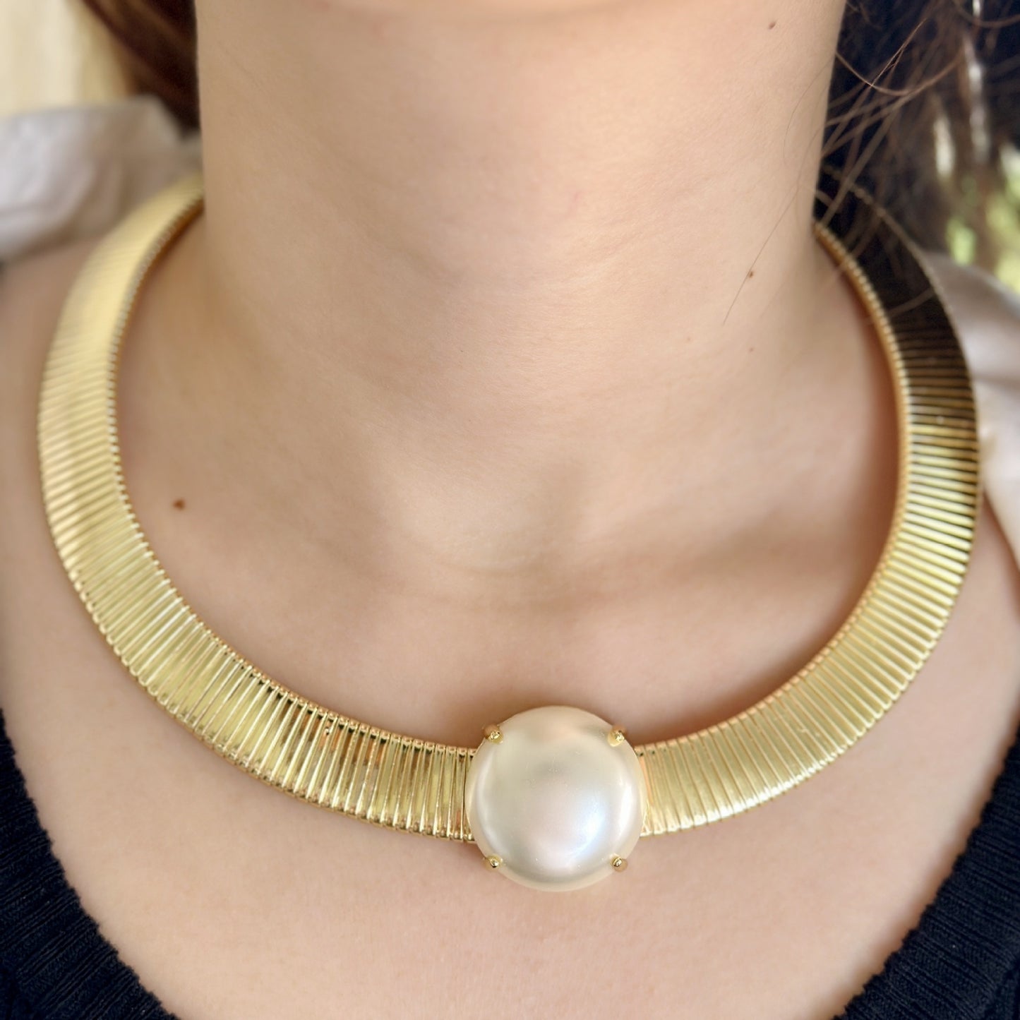 Elegant Geometric Alloy Choker Necklace