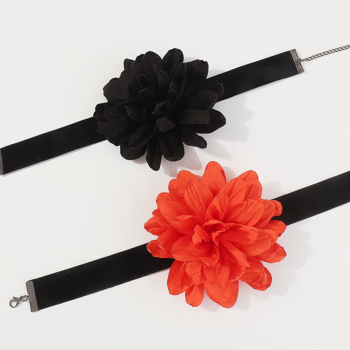 Elegant Retro Floral Velvet Rose Choker Necklace for Women