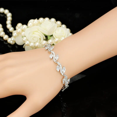 Elegant Shiny Leaf Zircon Inlay White Gold Plated Bracelet