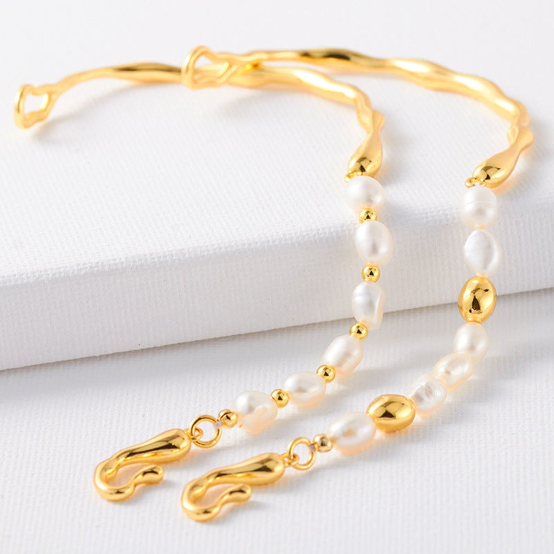 Elegant Asymmetrical Freshwater Baroque Pearl Bracelet with 18K Gold Plated Brass