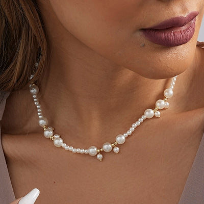 Elegant Geometric Imitation Pearl Beaded Women's Necklace