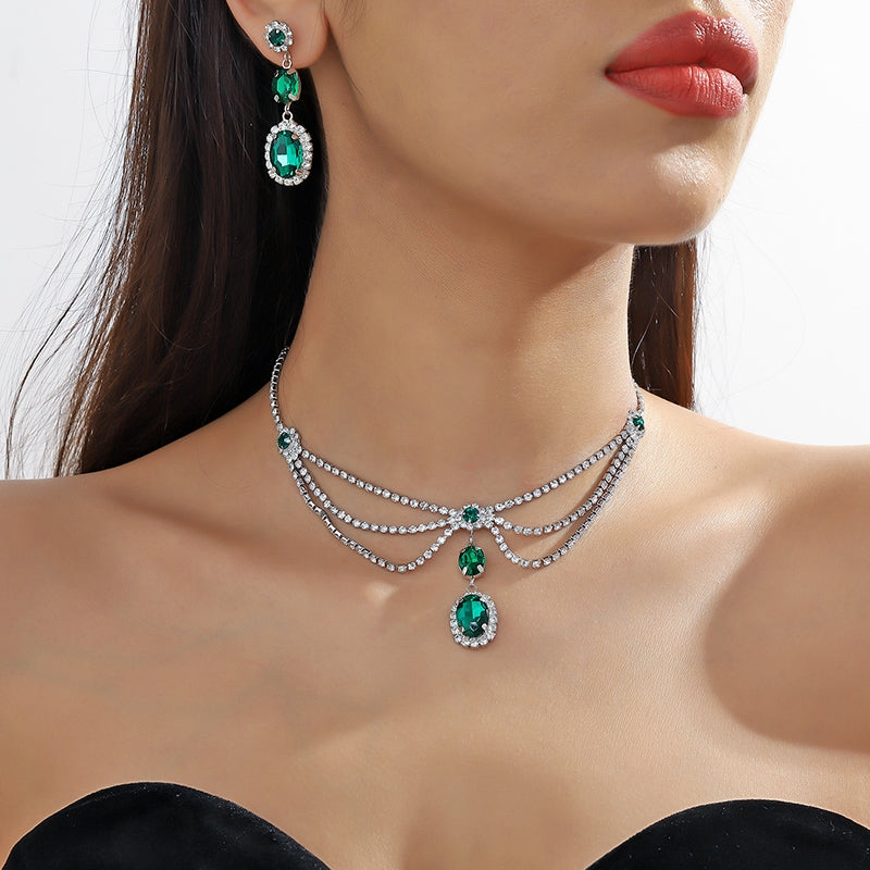 Elegant Luxurious Silver Plated Rhinestone Jewelry Set with Emerald Zirconia Necklace and Earrings