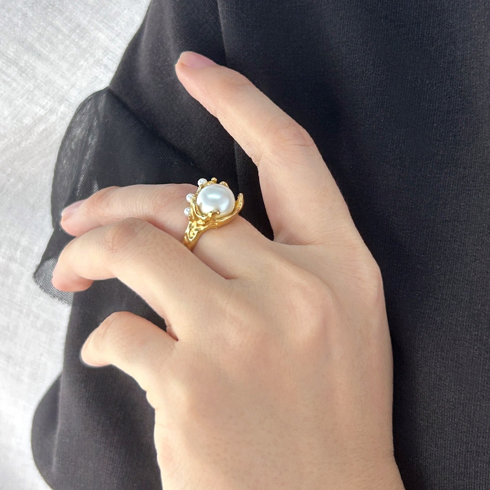 Elegant Geometric 18K Gold Plated Pearl Ring