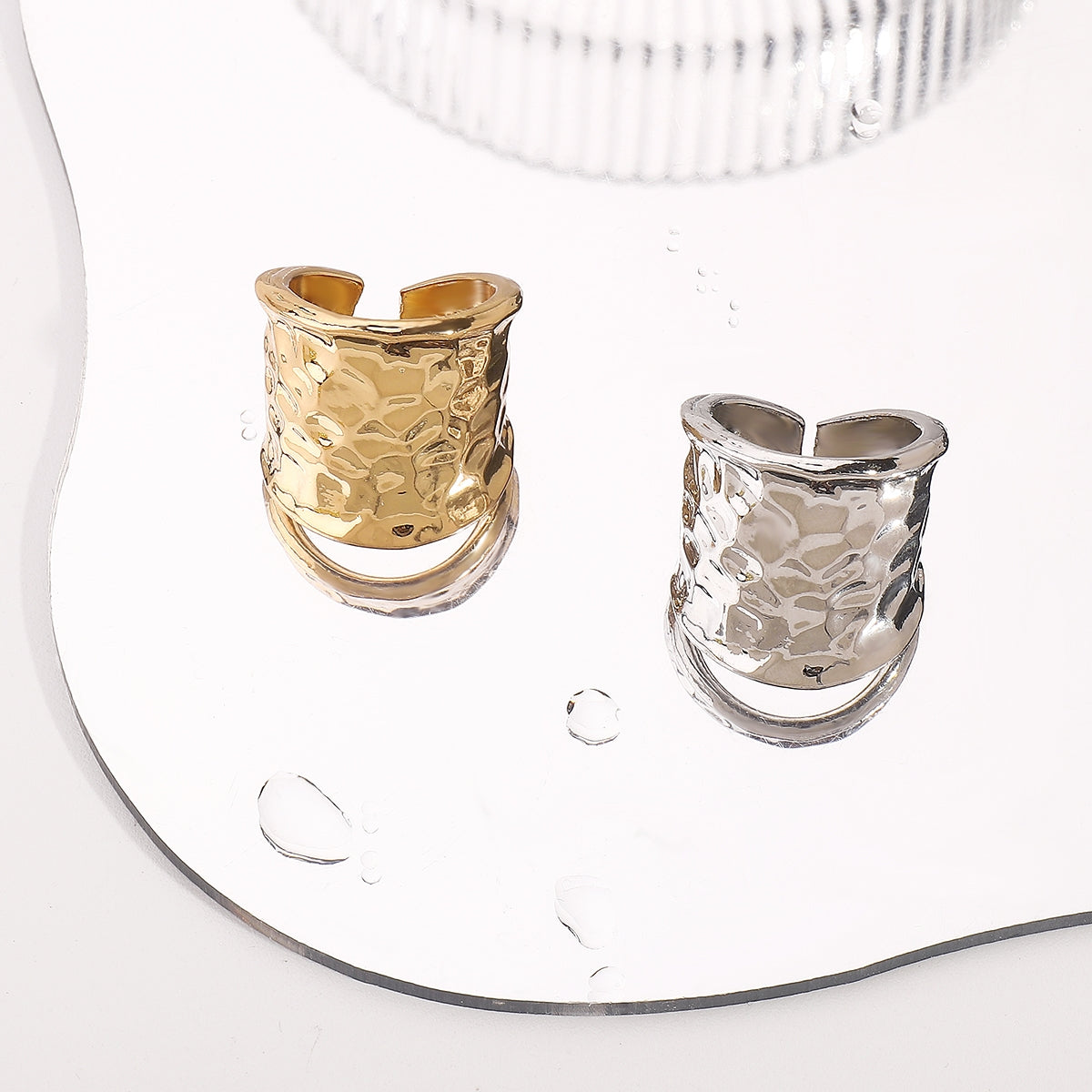 Elegant Retro Alloy Women's Wide Band Irregular Open Ring