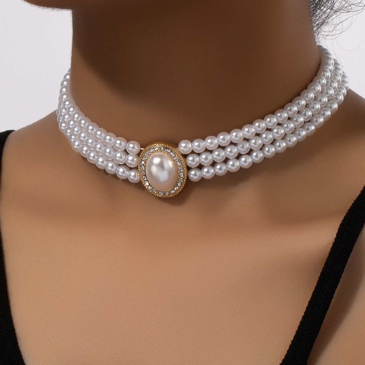 Elegant Vintage Imitation Pearl Beaded Choker Necklace