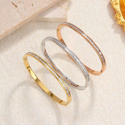 Elegant Round Titanium Steel 18K Gold Plated Rhinestone Bangle - Niche Light Luxury Women's Bracelet