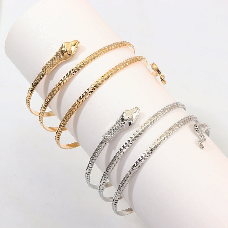 Elegant Unisex Snake Design Alloy Bangle Bracelet