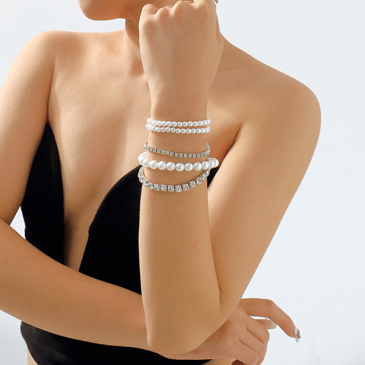 Elegant Vintage Geometric Pearl and Rhinestone Bracelet Set for Women