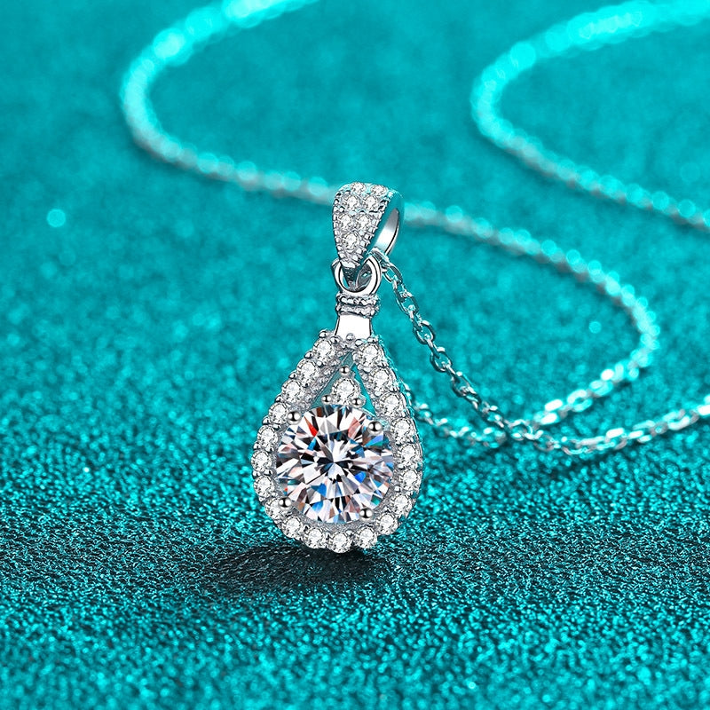 Elegant Water Droplets Sterling Silver Moissanite Zircon Pendant Necklace