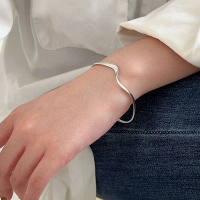 Elegant Irregular Wavy S925 Sterling Silver Cuff Bracelet for Women