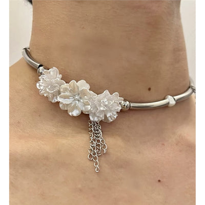 Exquisite Floral Alloy Choker Necklace with Tassel Design