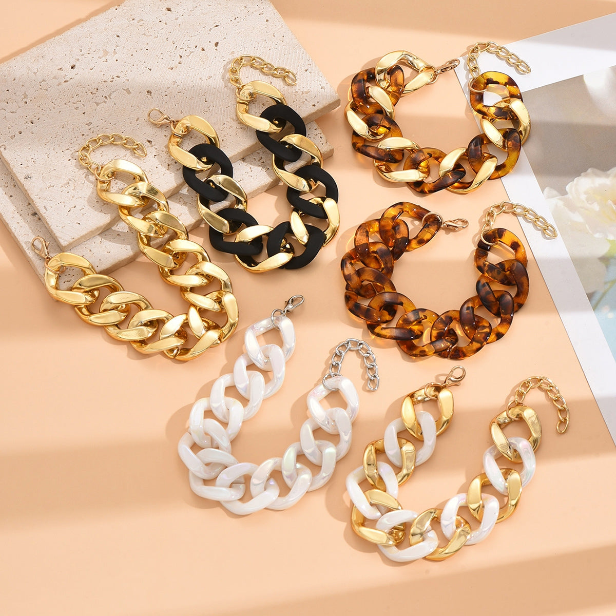 Exaggerated Geometric Leopard Print Acrylic Chain Bracelets