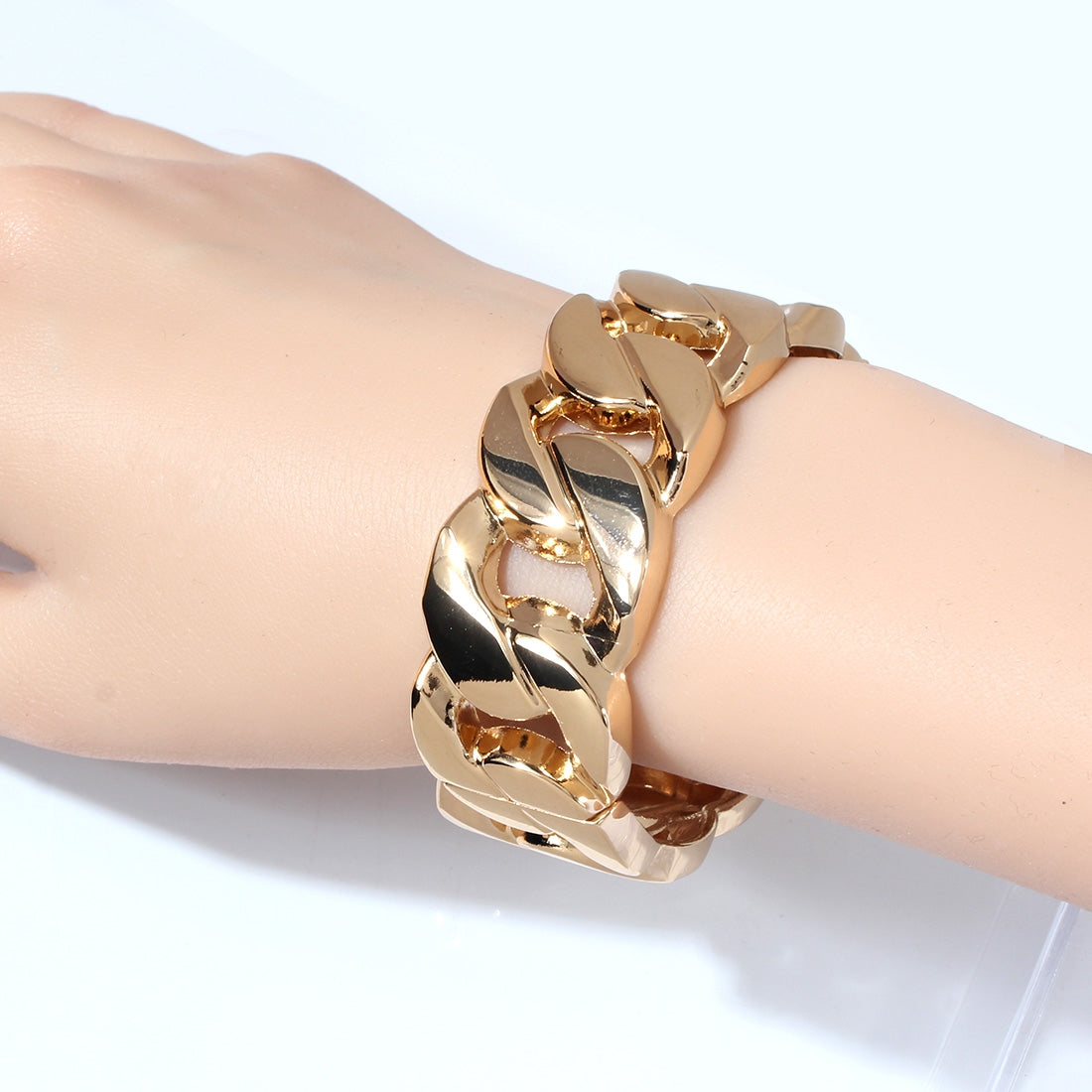 Exaggerated Simple Gold Alloy Chain Bangle for Women