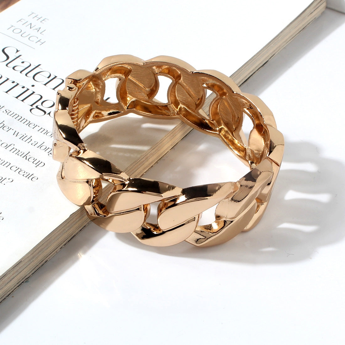 Exaggerated Simple Gold Alloy Chain Bangle for Women