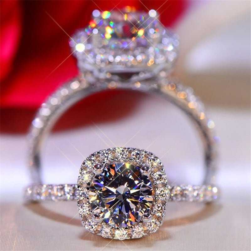 Elegant 18K White Gold Plated Cubic Zirconia Engagement Ring