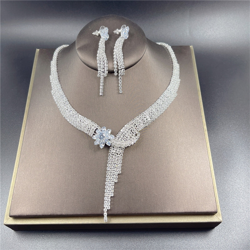 Fashion Bridal Crystal Jewelry Set - Necklace, Earrings, Ring, and Bracelet Four-Piece Set