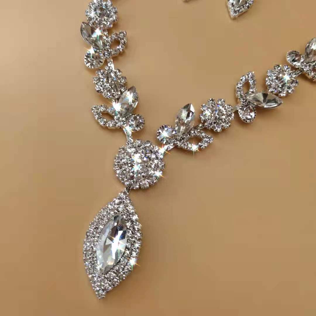 Fashion Crystal Flower Bridal Jewelry Set - Wedding Necklace and Accessories