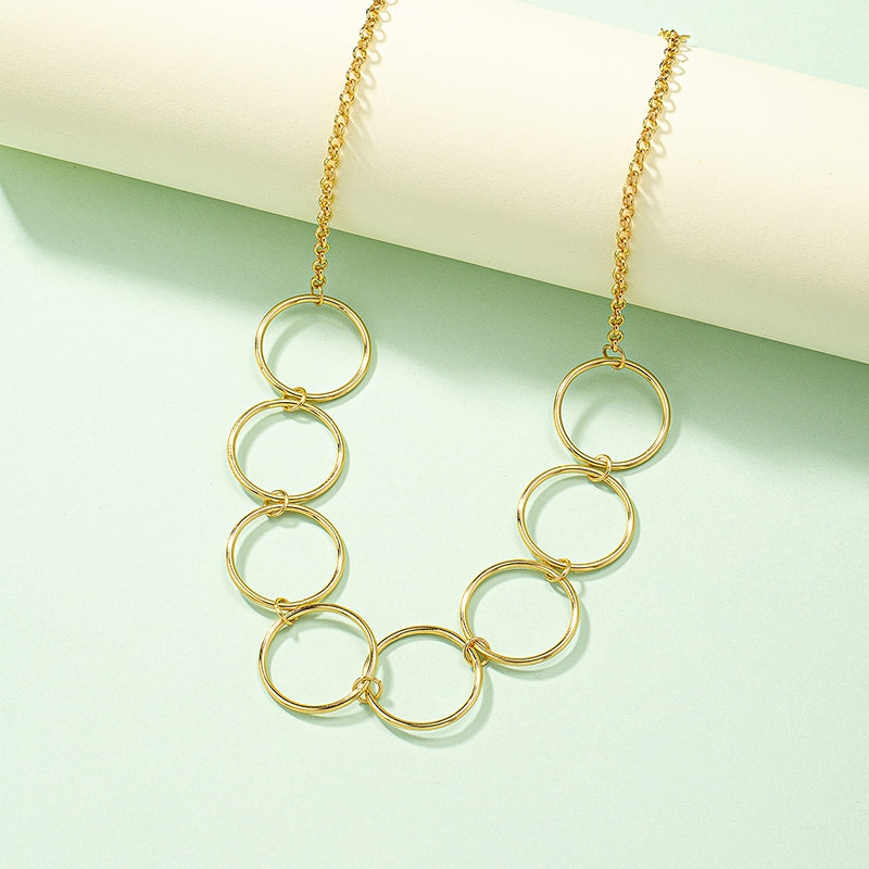 Fashion Geometric Circle Pendant Choker Necklace for Women