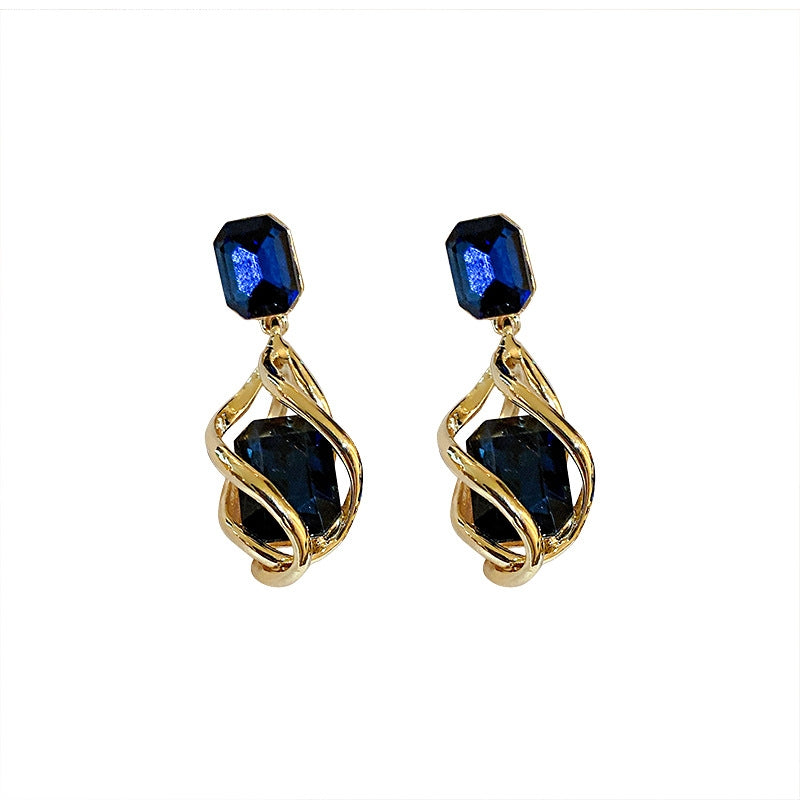 Fashion Crystal Geometric Spiral Earrings with Korean Vintage Design