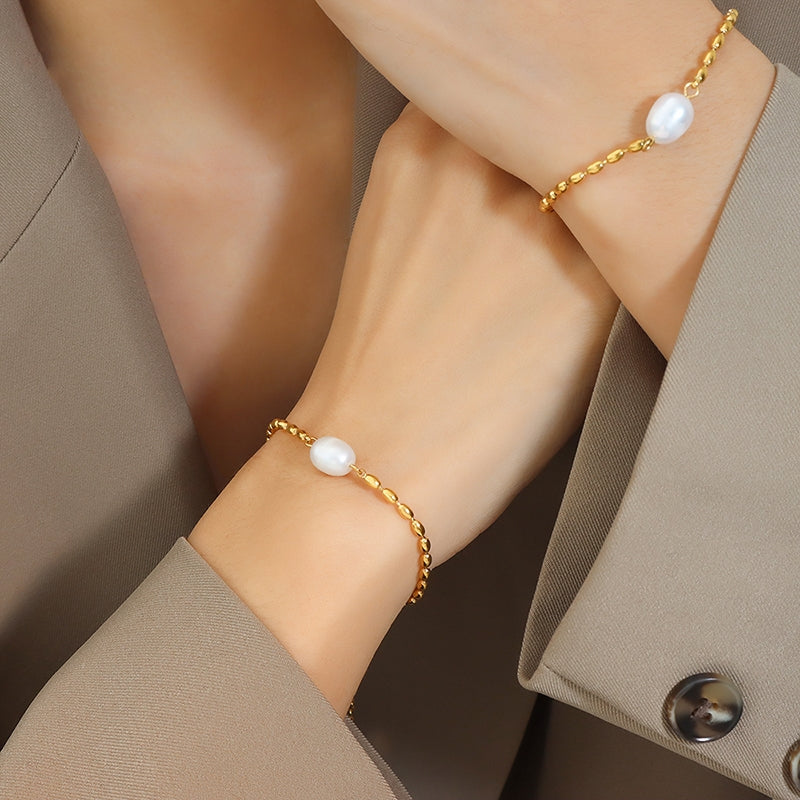 Geometric 18K Gold Plated Pearl Bracelet with French Baroque Freshwater Pearls and Chain Design