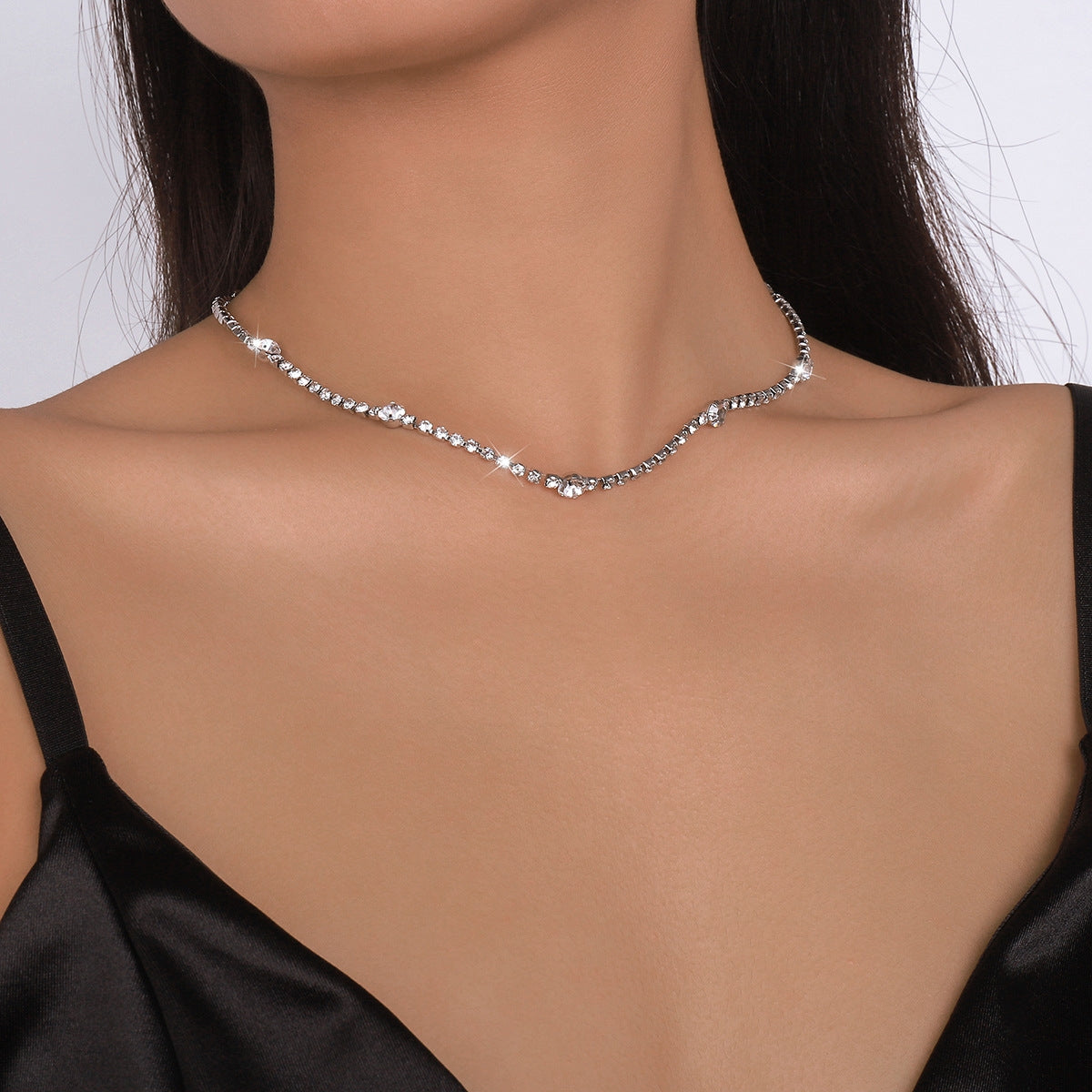 Fashion Geometric Rhinestone Inlay Choker Necklace