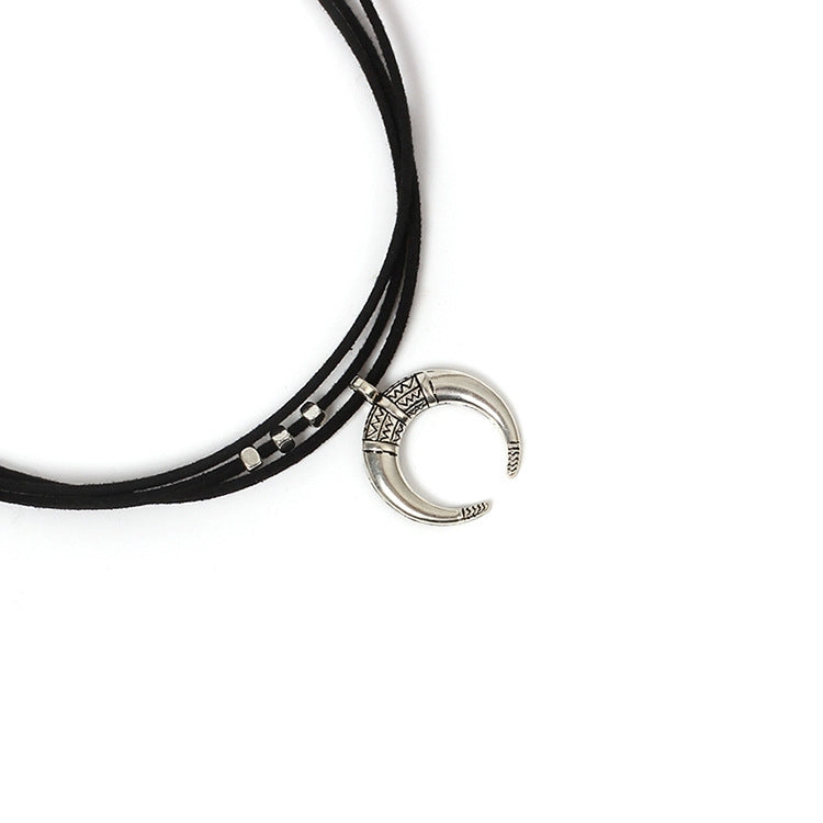 Geometric Crescent Moon Horn Pendant Choker Necklace