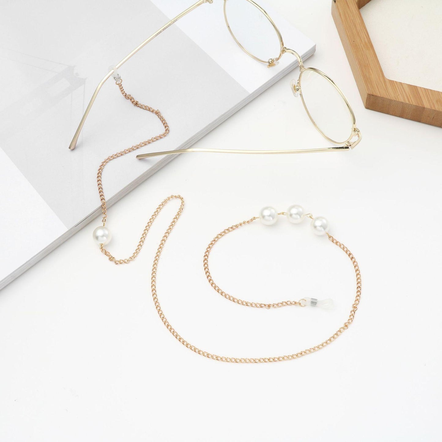 Elegant Gold Pearl Eyeglass Chain Necklace Nhbc151491