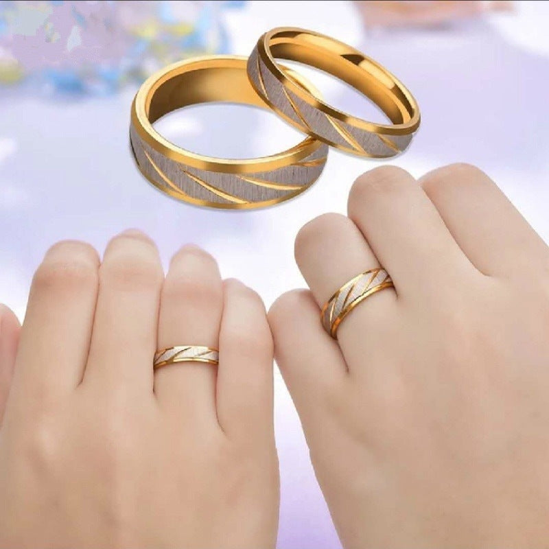 Fashion Golden Engraved Stainless Steel Couple Rings 2023