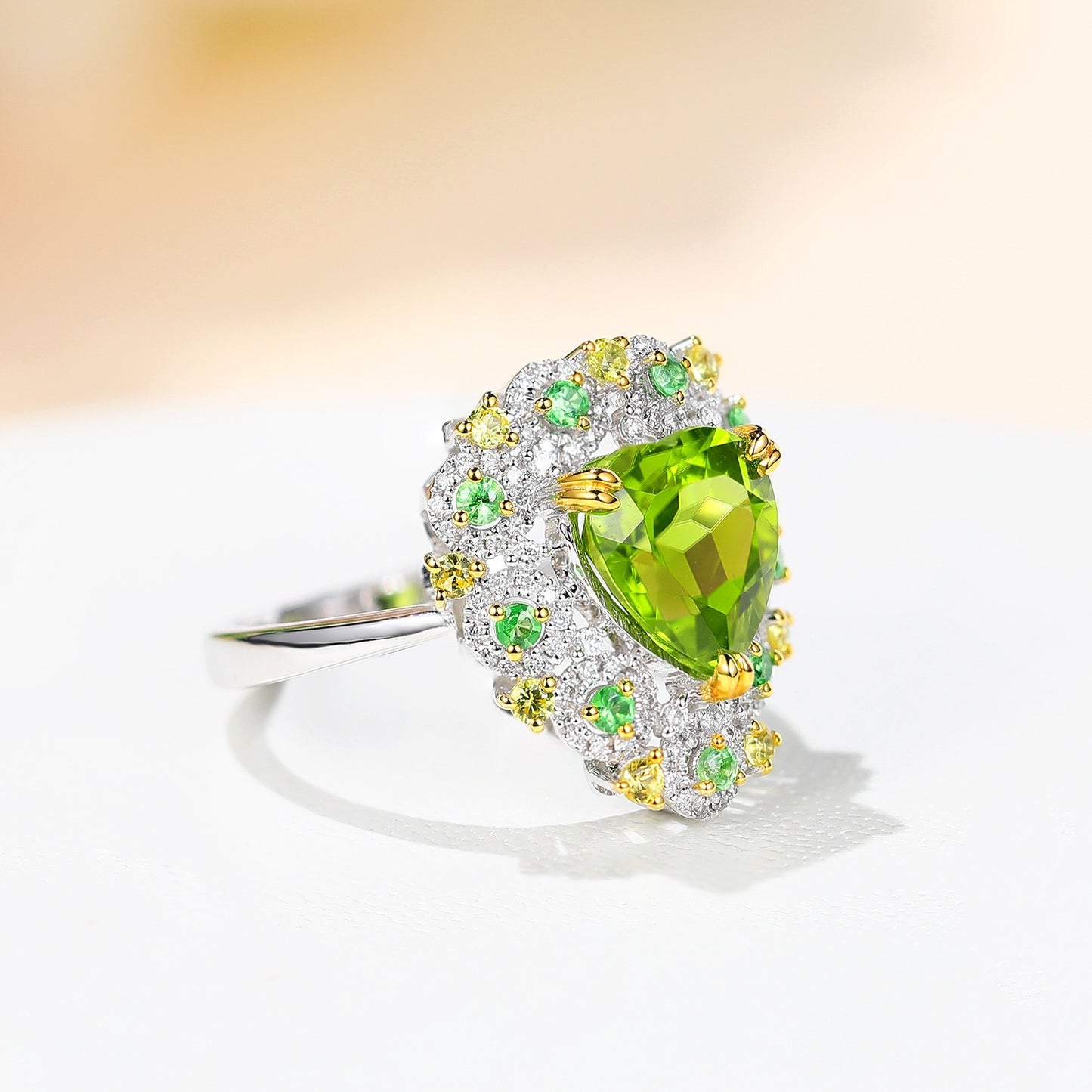 Fashion Green Peridot Open Copper Ring for Women