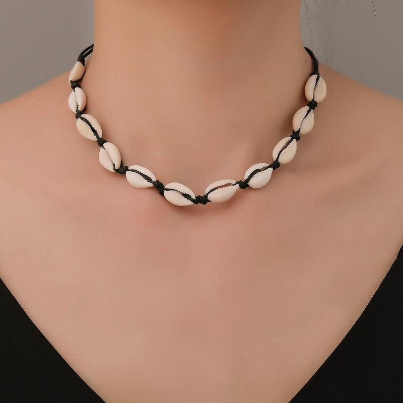 Handmade Black Knotted Shell Choker Necklace