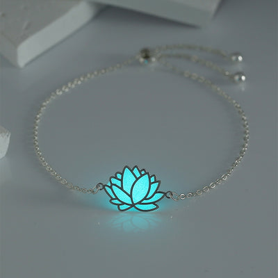 Luminous Lotus Adjustable Silver Bracelet - Fashionable Blue Green Glow Jewelry for Women