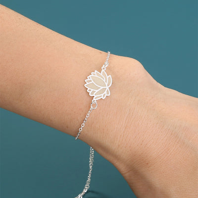 Luminous Lotus Adjustable Silver Bracelet - Fashionable Blue Green Glow Jewelry for Women