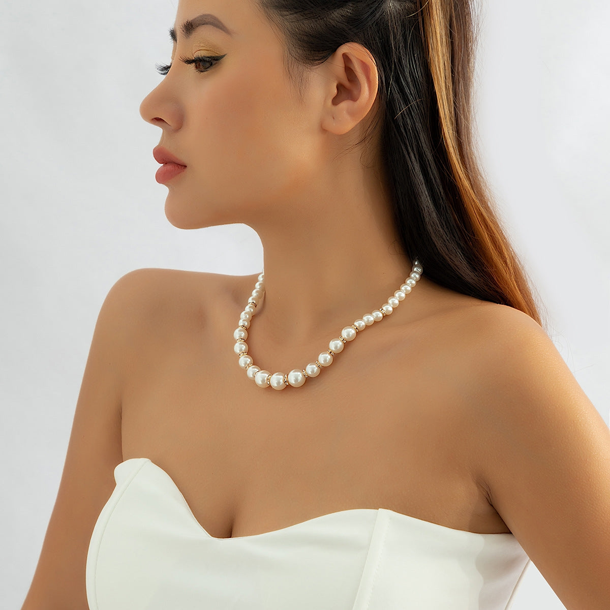 Elegant Geometric Pearl Rhinestone Choker Necklace