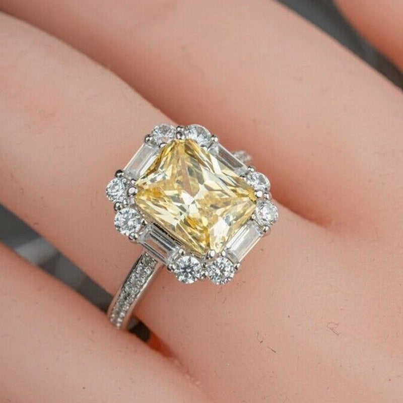 Fashion Shiny Yellow Zircon Copper Engagement Ring for Women Party Jewelry