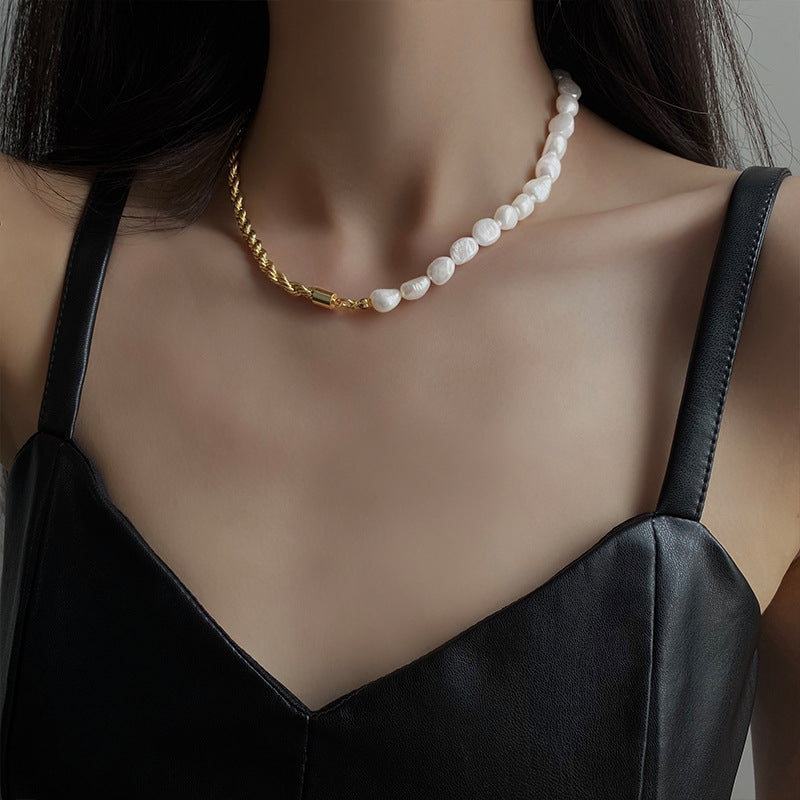 Fashion Geometric Alloy Pearl Asymmetric Necklace for Women