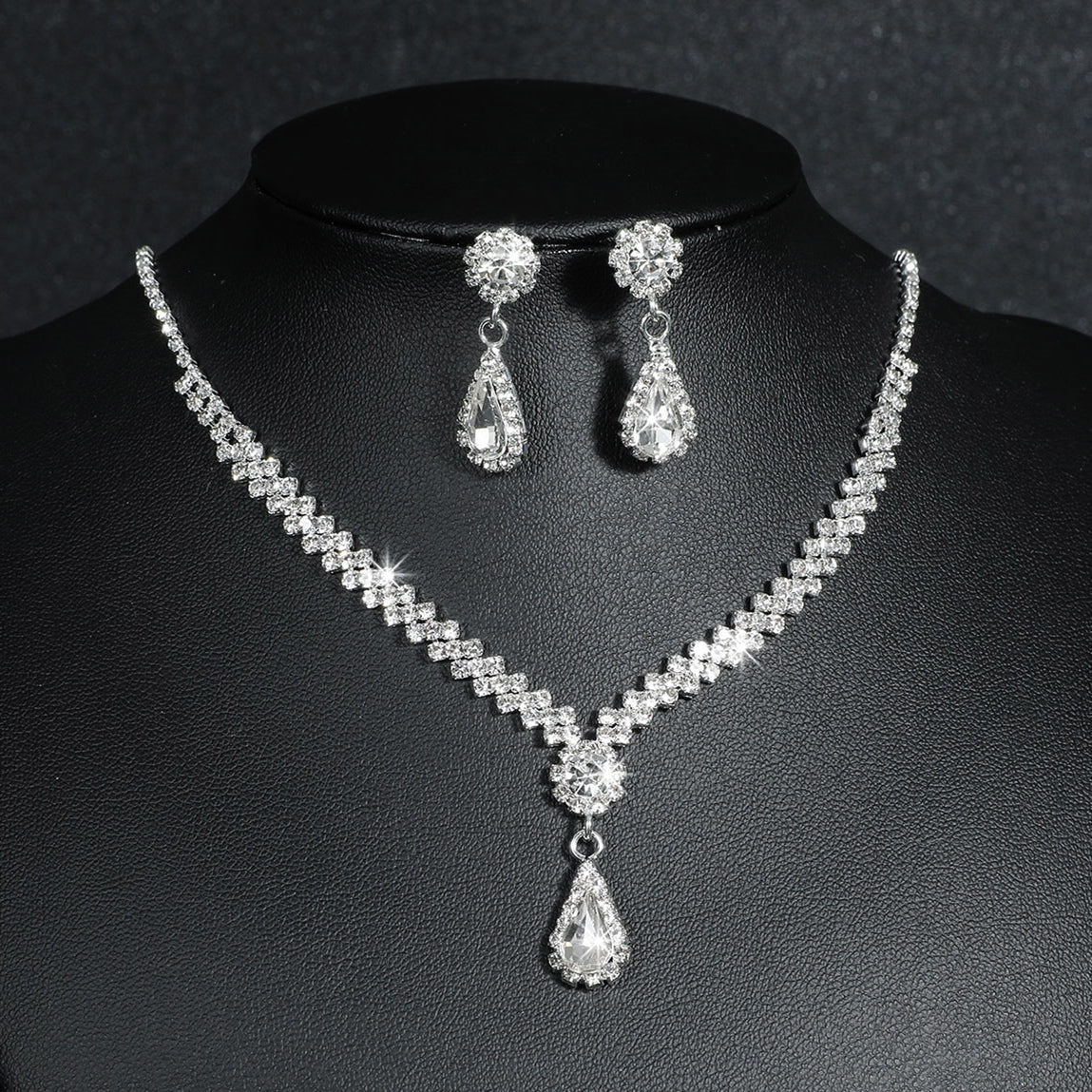 Elegant Crystal Rhinestone Necklace and Earring Set