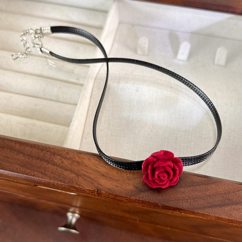 Glam Lady Burgundy Rose PU Leather Resin Women's Choker Necklace