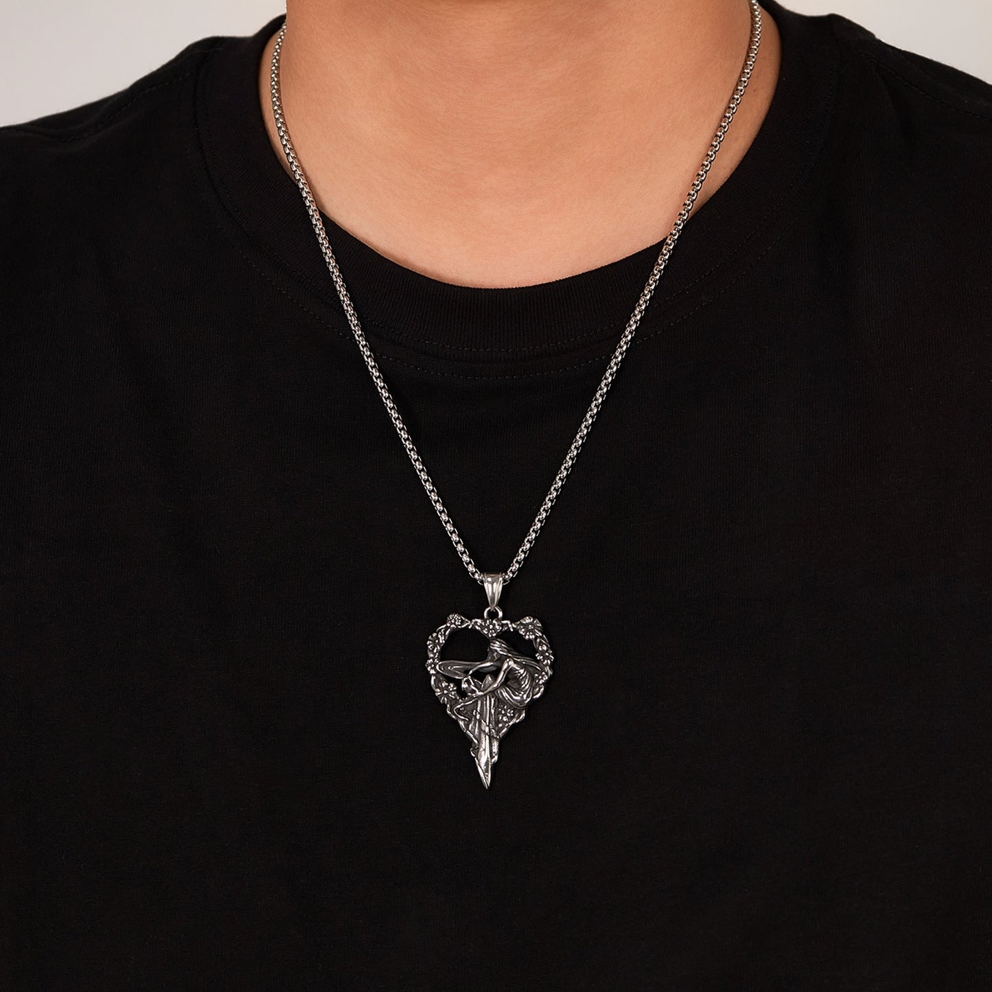 Hip-Hop Vintage Human Heart Stainless Steel Pendant Necklace for Men