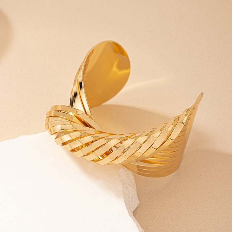 Hip-hop Retro Gold Plated Women's Twisted Open Cuff Bangle