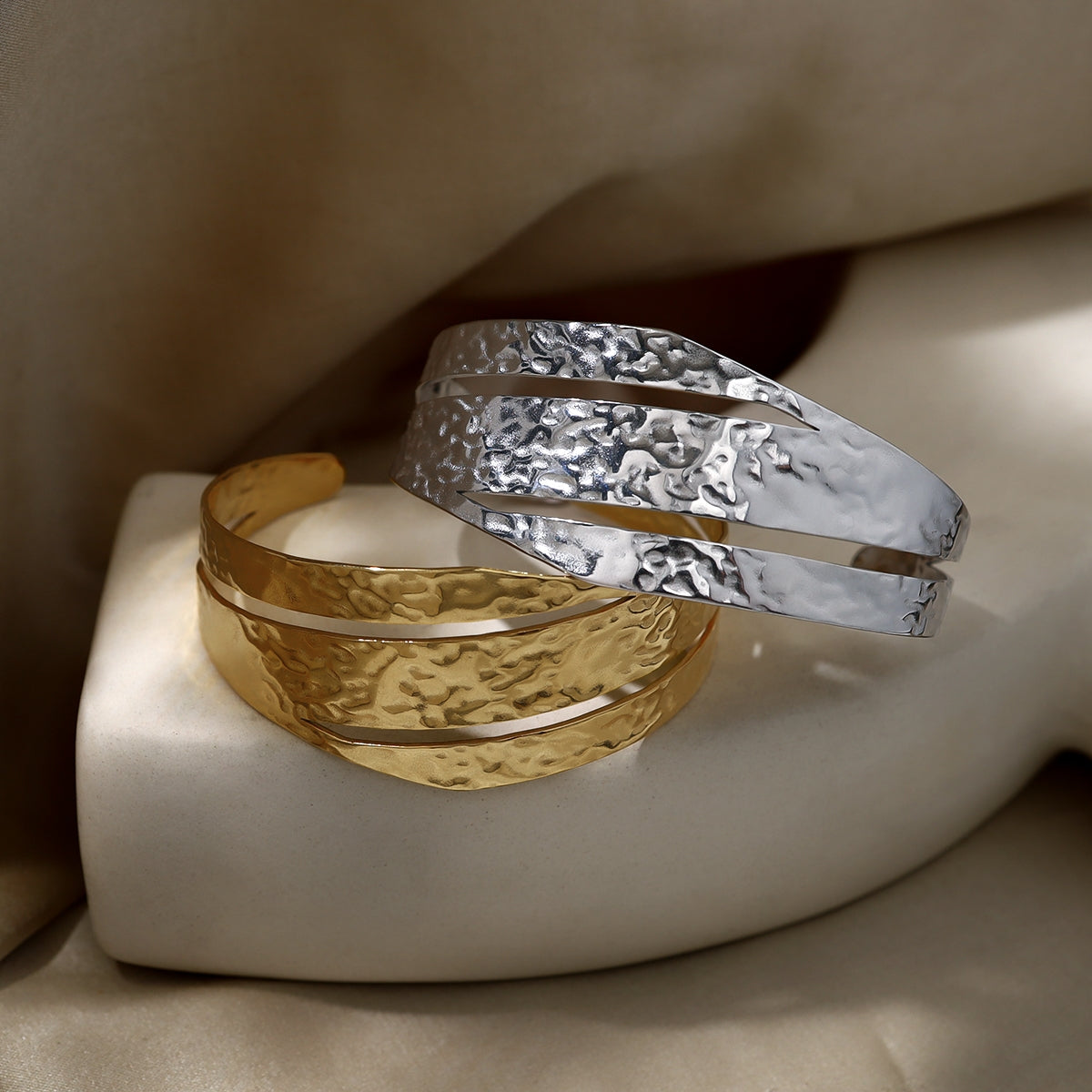 IG Style Vintage Geometric 18K Gold Plated Stainless Steel Bangle - Elegant Wide Face with Fine Cutout Design