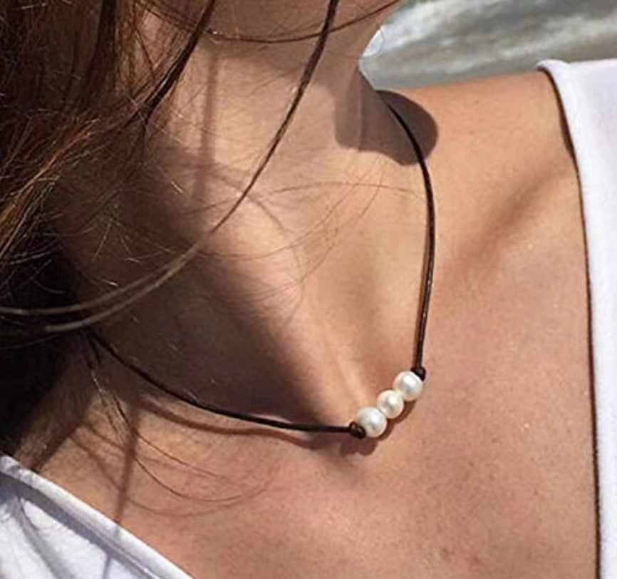 Boho Chic Shell Alloy Necklace - Minimalist Handmade Statement Choker