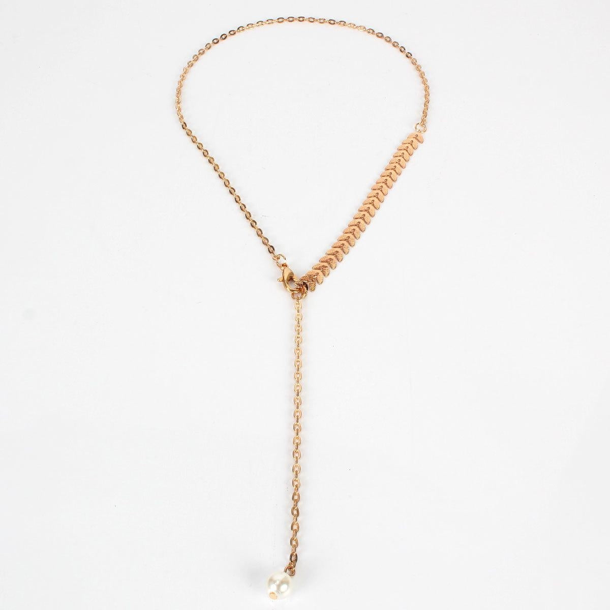 Individual Fish Bone Clavicle Chain Fashion Imitation Pearl Pendant Necklace for Women