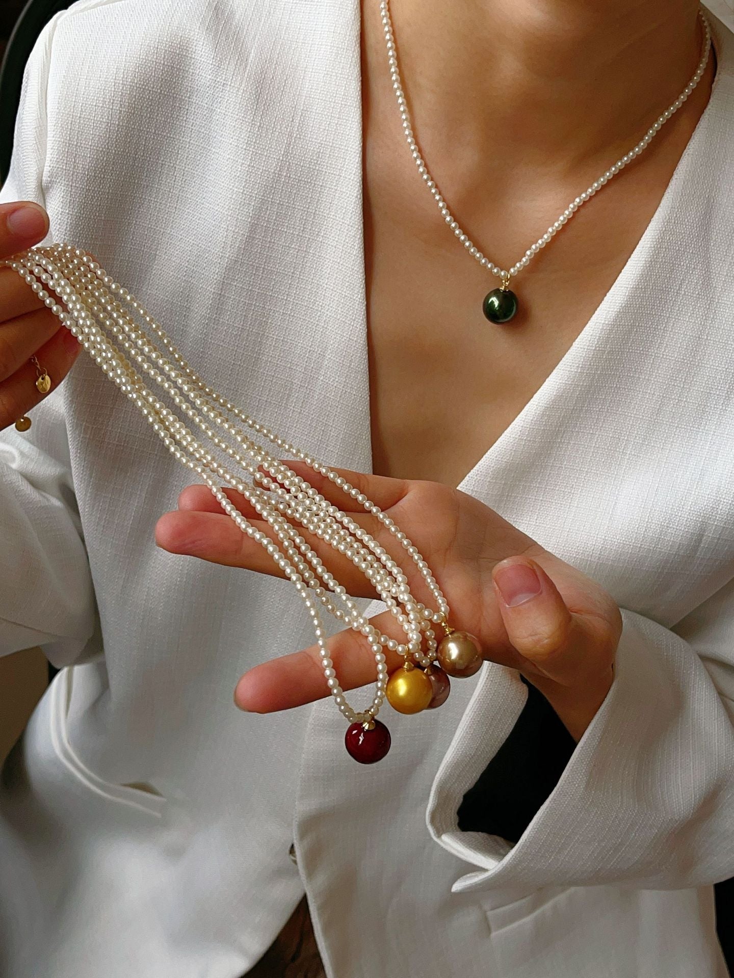 Elegant Pearl Beaded Pendant Necklace for Women