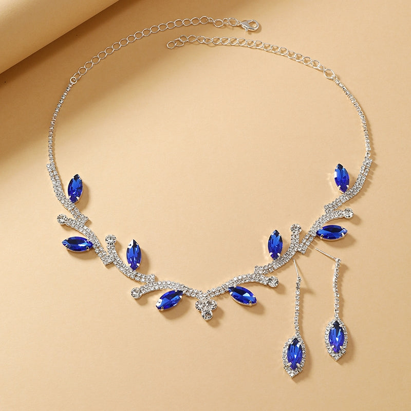 Luxurious Rhinestone Leaf Design Silver Plated Women's Earrings and Necklace Set